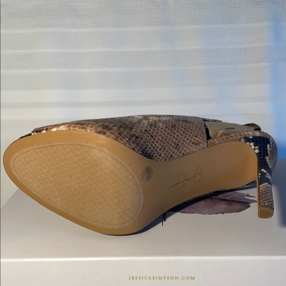 Jessica Simpson JD- JELI SIA Peep Toe Heels - Picture 6 of 7